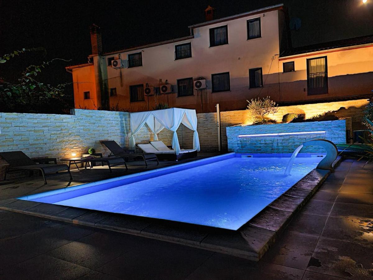 Apartment St. Antonio Ровінь Екстер'єр фото