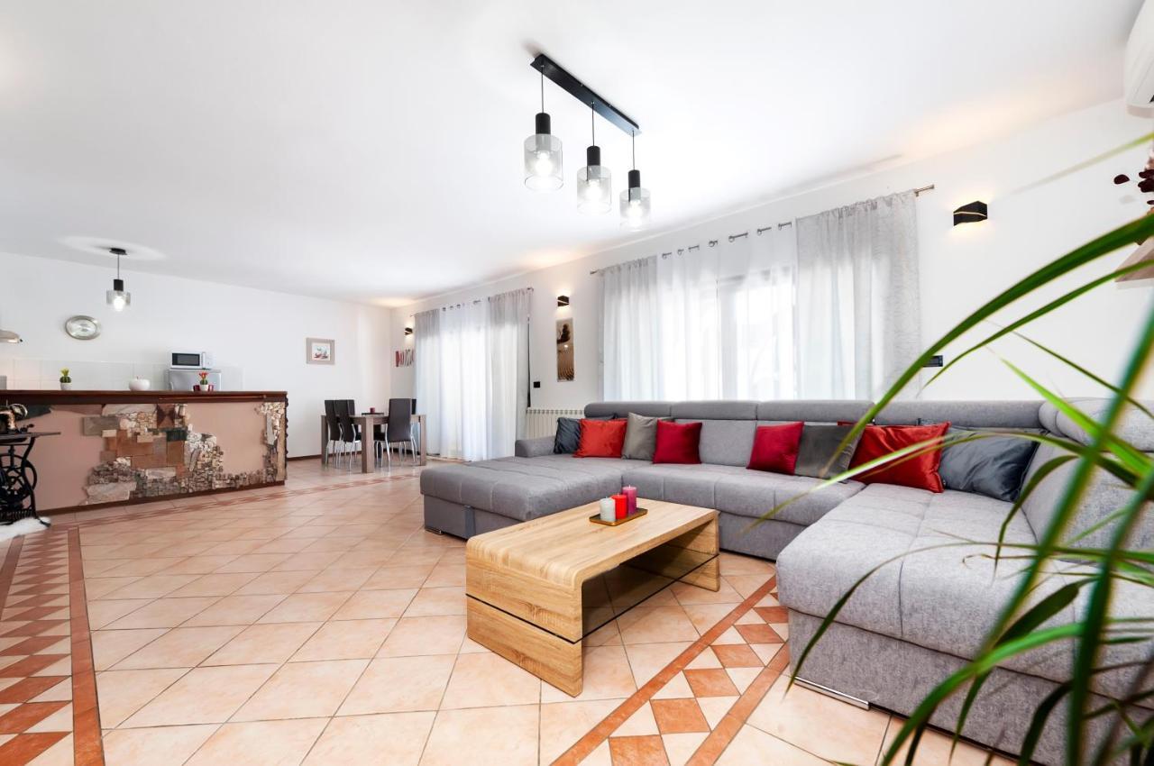Apartment St. Antonio Ровінь Екстер'єр фото